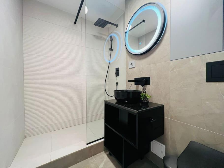 Impact Apartments Питешти Экстерьер фото